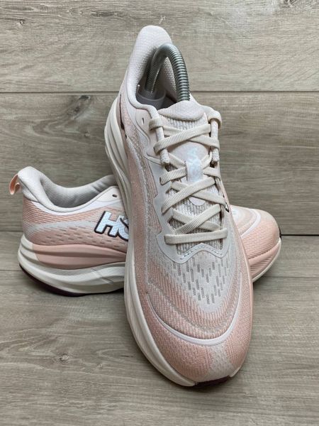 Hoka Skyflow 2k фото